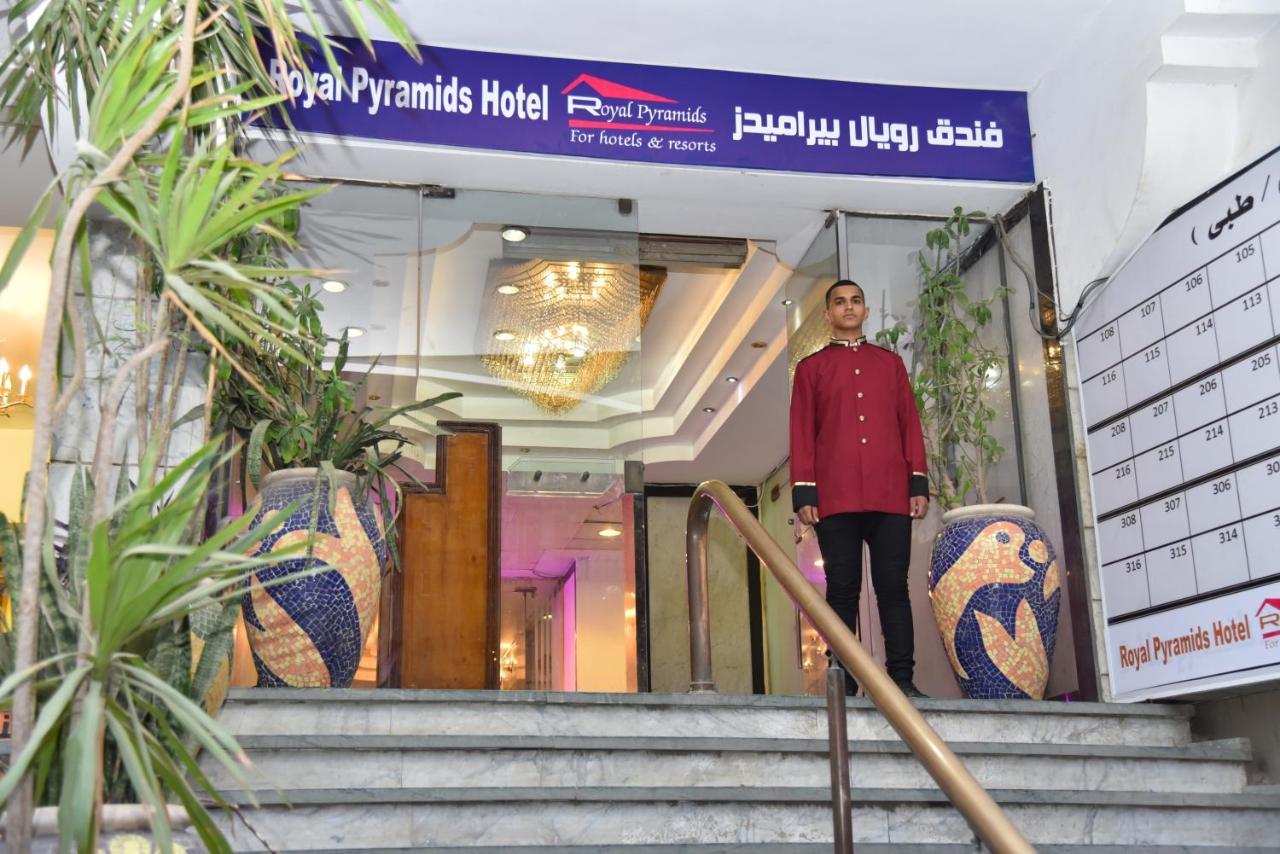 Royal Pyramids Hotel Кайро Екстериор снимка